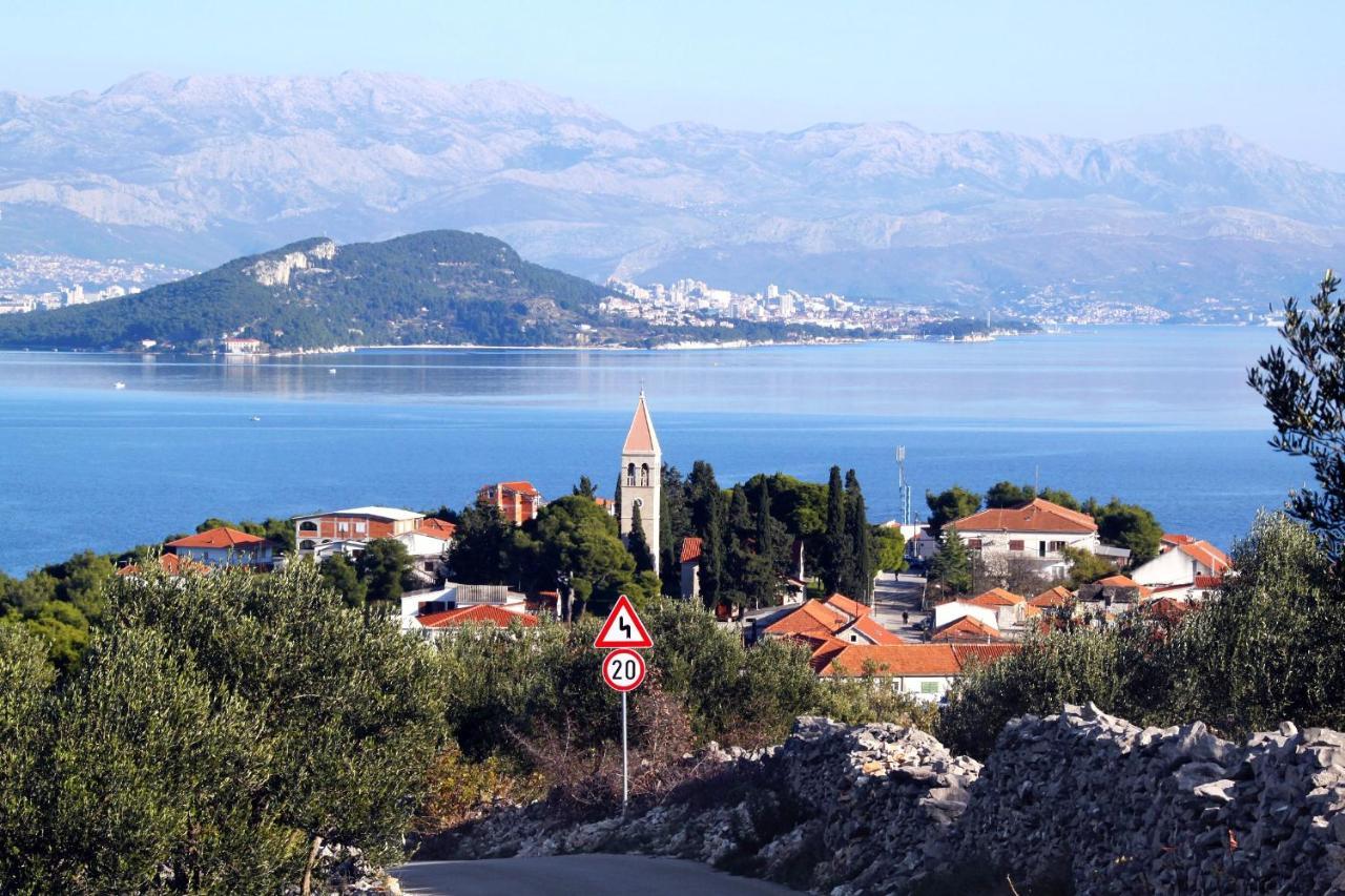 Apartments By The Sea Slatine, Ciovo - 14541 Exterior photo