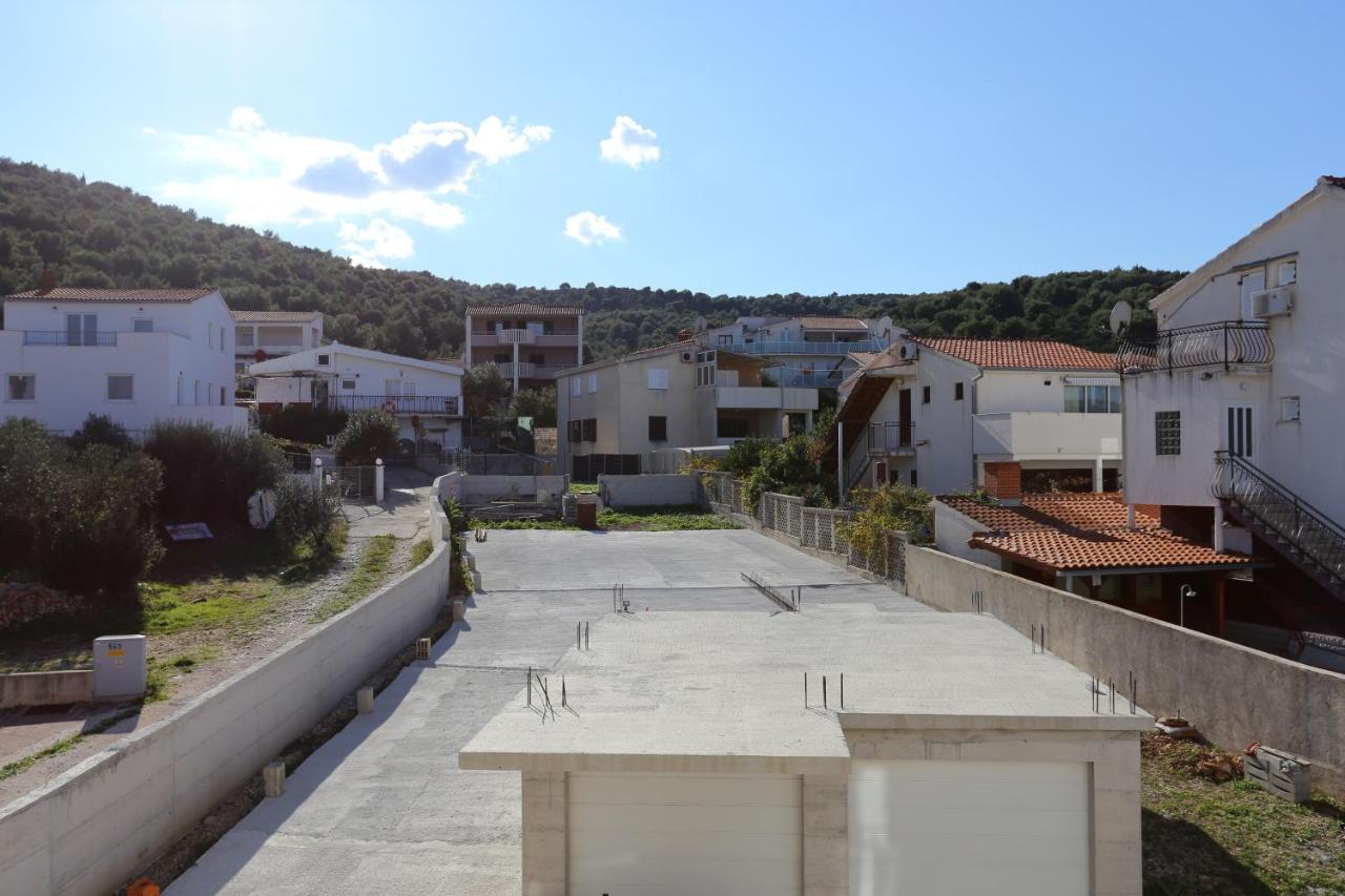 Apartments By The Sea Slatine, Ciovo - 14541 Exterior photo
