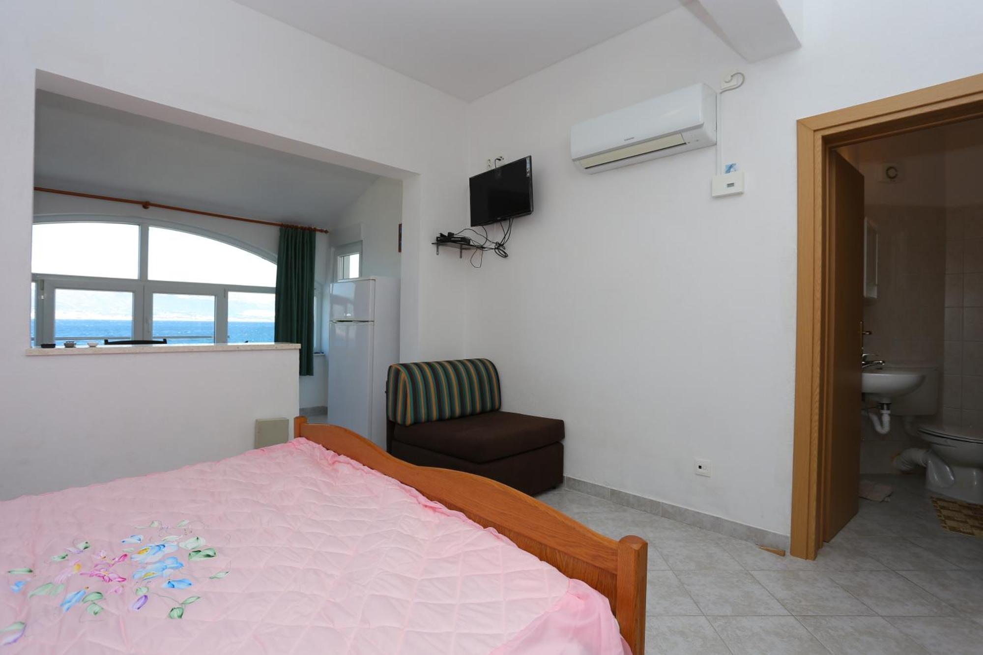 Apartments By The Sea Slatine, Ciovo - 14541 Room photo