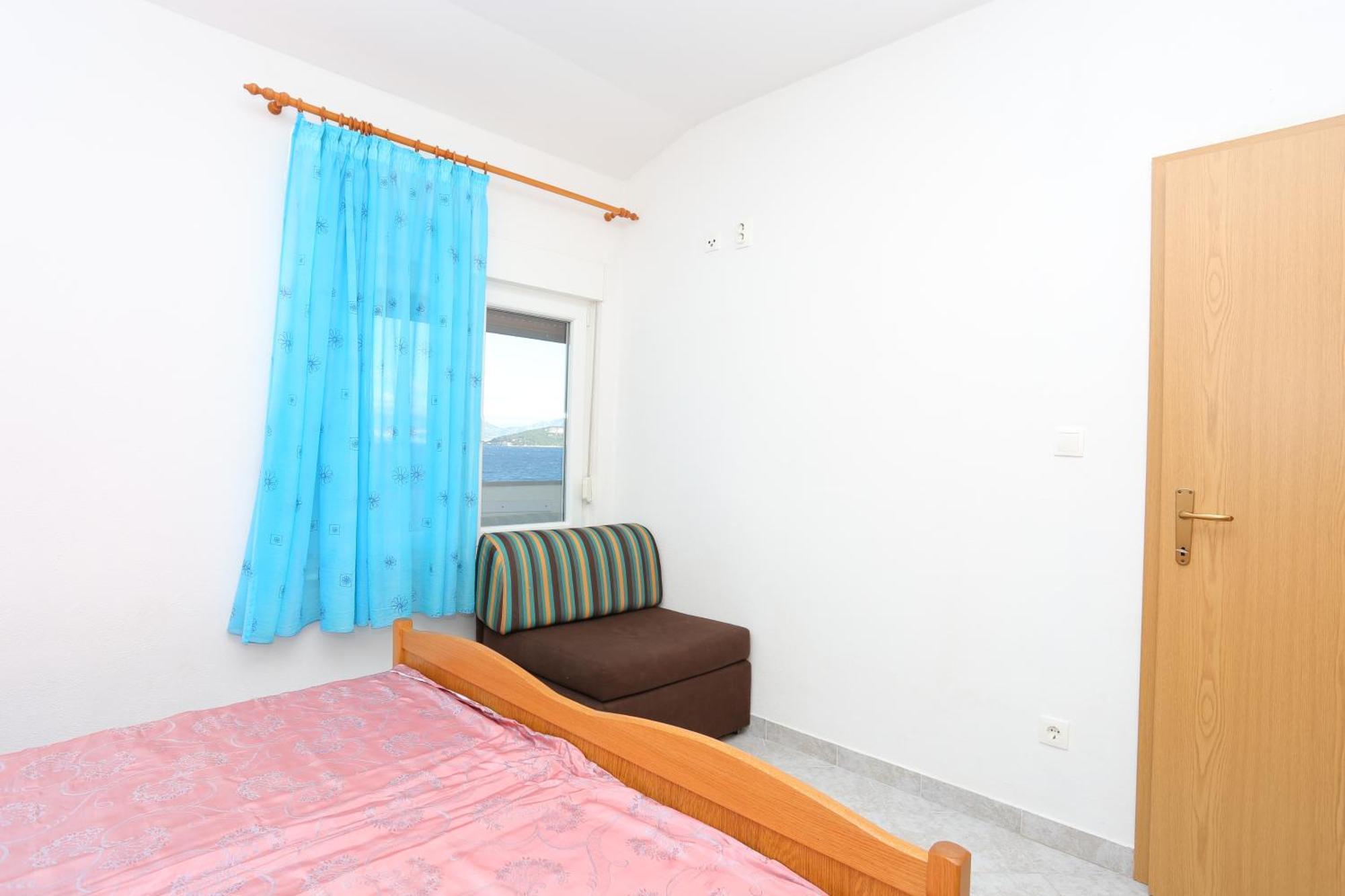 Apartments By The Sea Slatine, Ciovo - 14541 Room photo